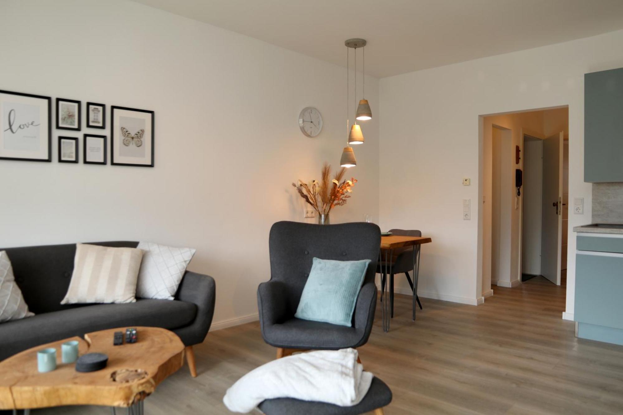 Apartment Sonnenblick Balkony - Wifi - New & Modern - - Niedersfeld