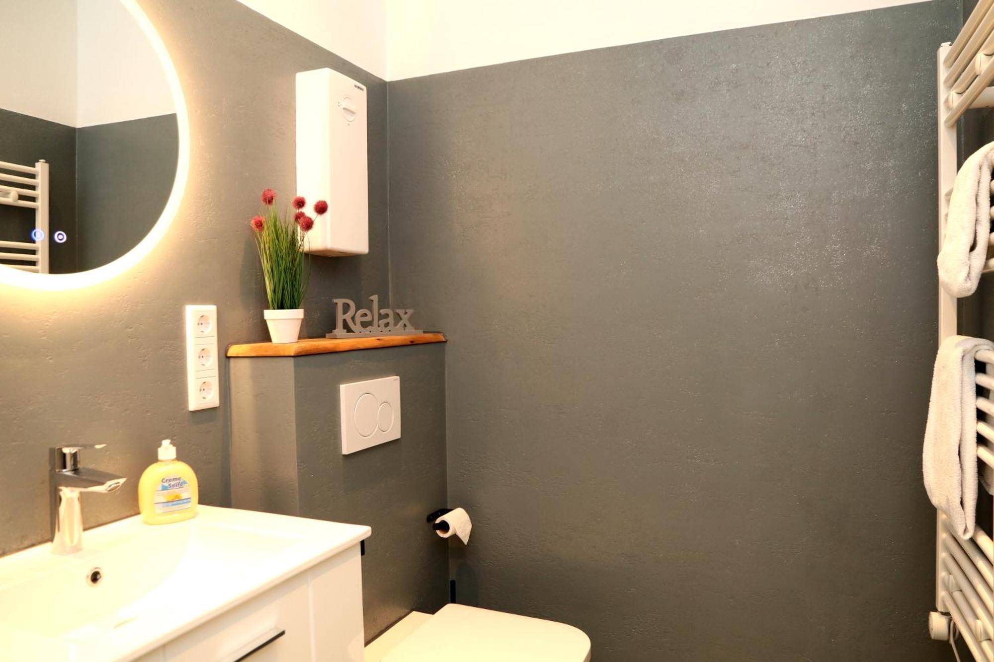 Sonnenblick Balkony - Wifi - New & Modern - - Niedersfeld Apartment