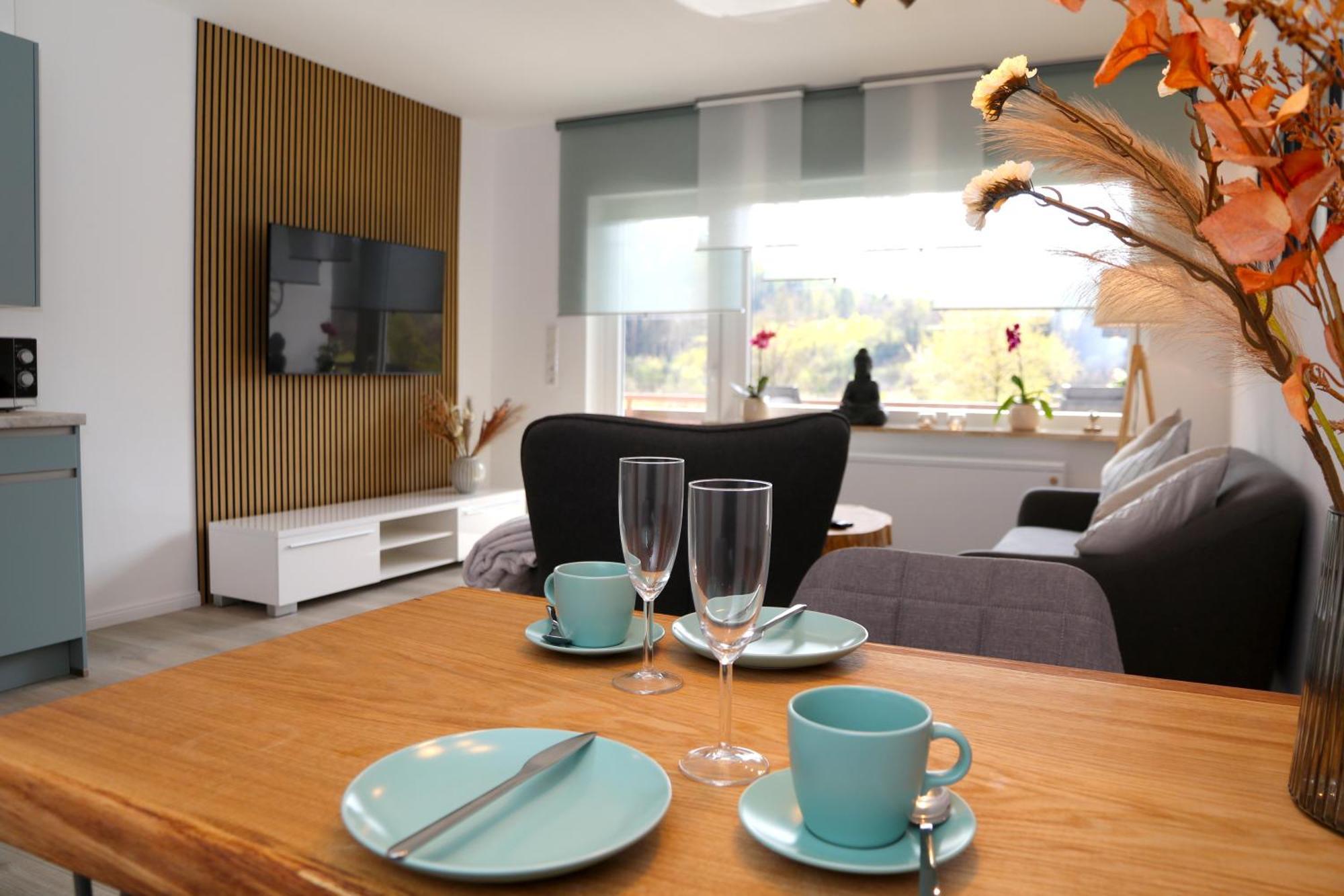 Apartment Sonnenblick Balkony - Wifi - New & Modern - - Niedersfeld