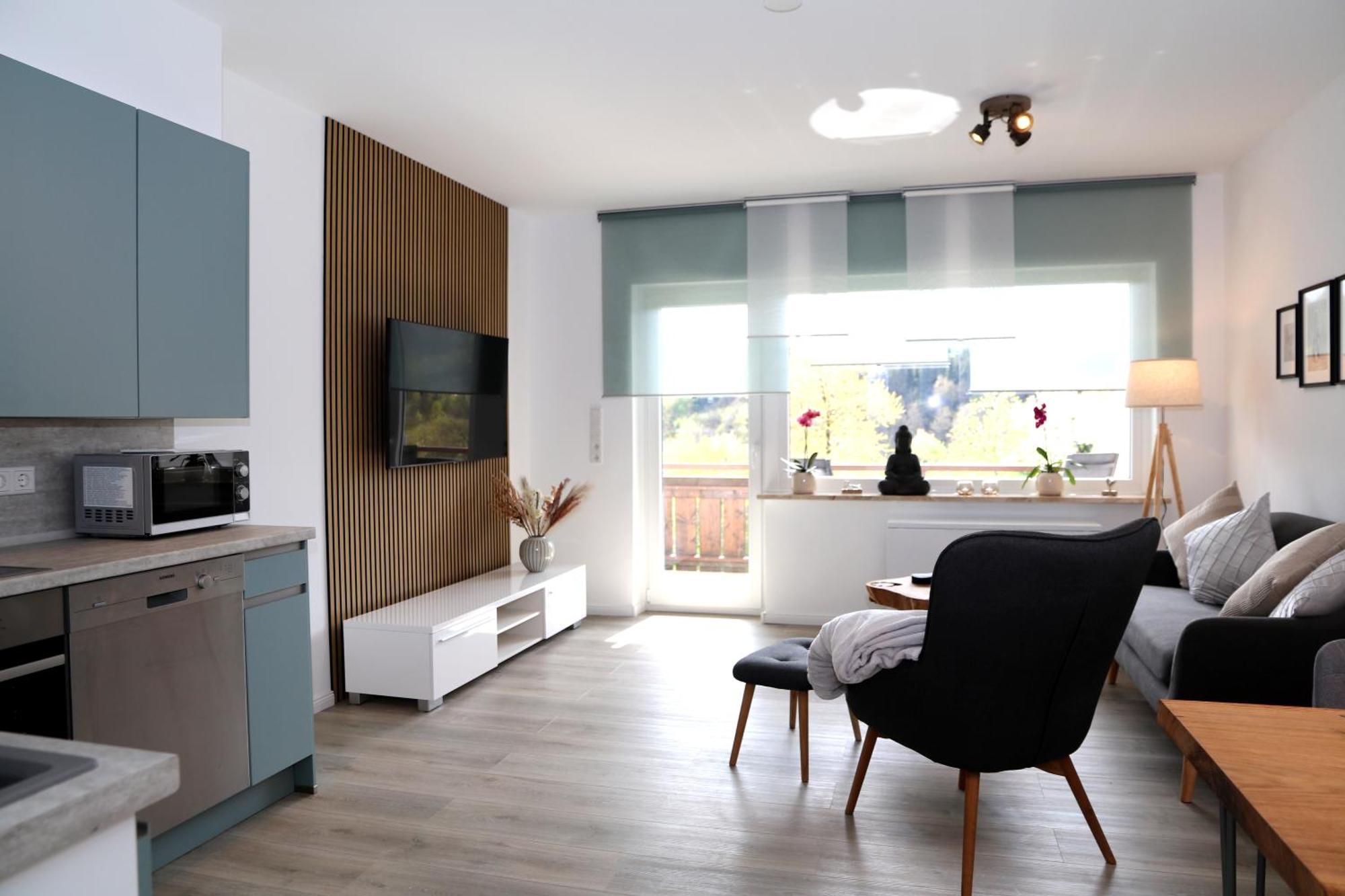 Apartment Sonnenblick Balkony - Wifi - New & Modern - - Niedersfeld